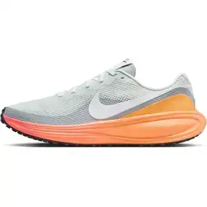 Кроссовки Nike Revolution 8